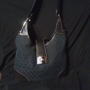 Dooney & Bourke  bag